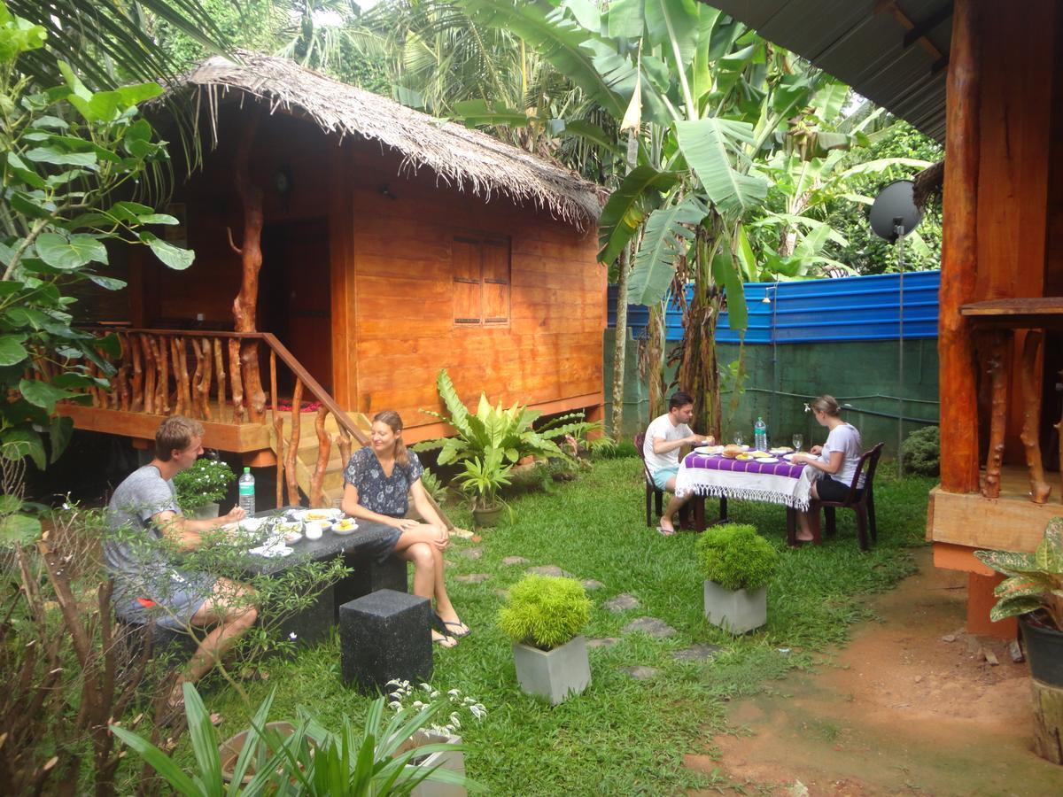The Green Station Hotel Dikwella Ngoại thất bức ảnh